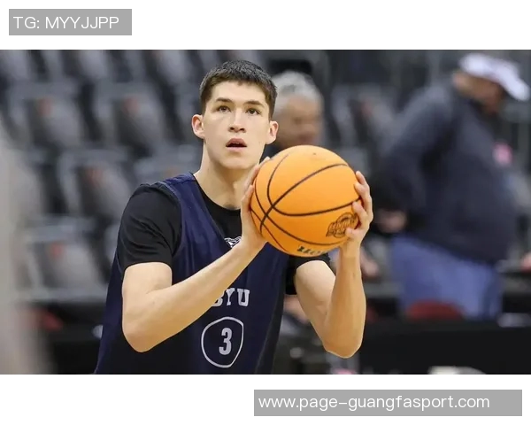 少年老成的杰明上半场表现惊艳三分球精准命中助球队领先